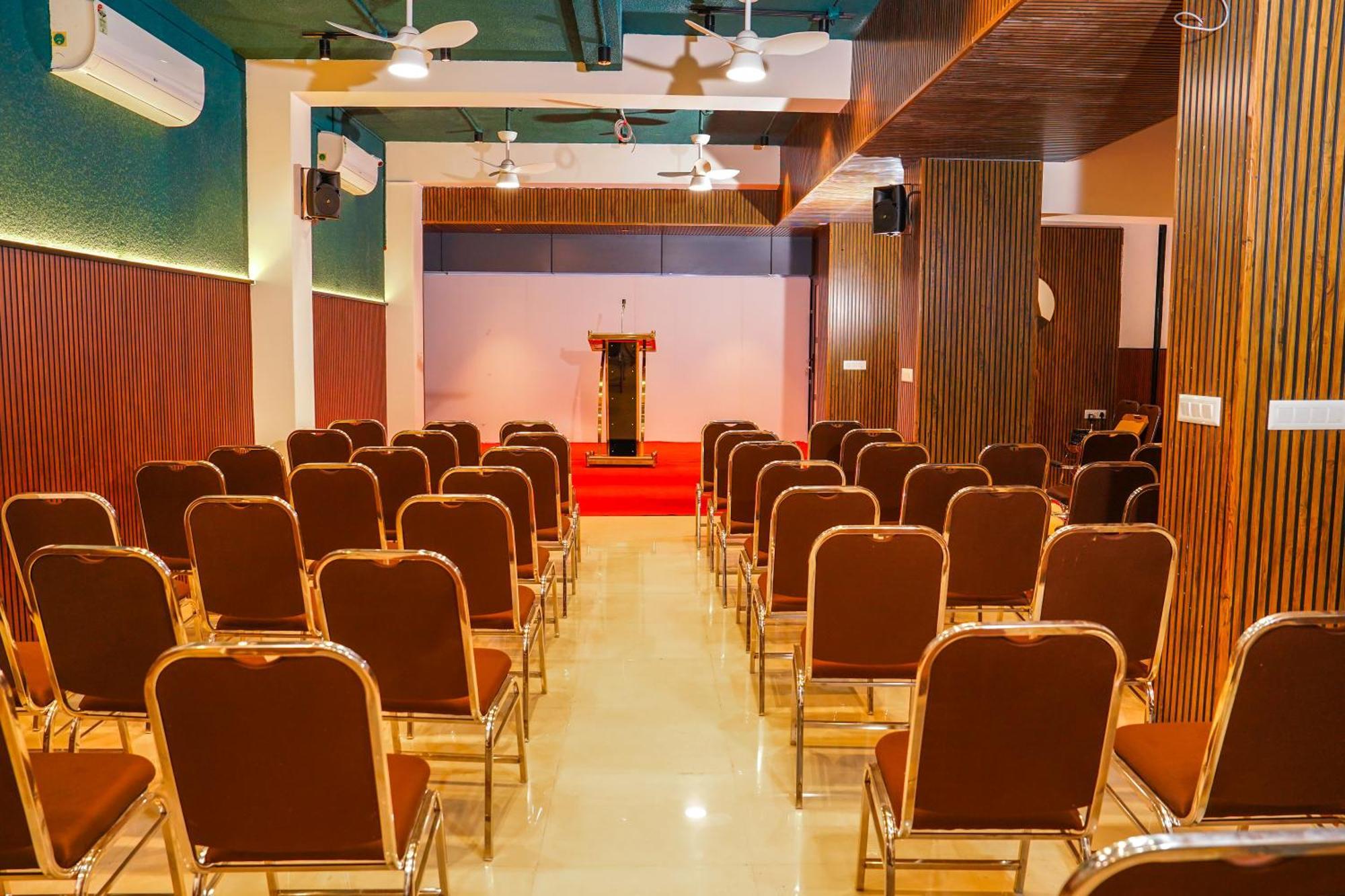 Palcastle Regency Hotel Palakkad Exterior photo