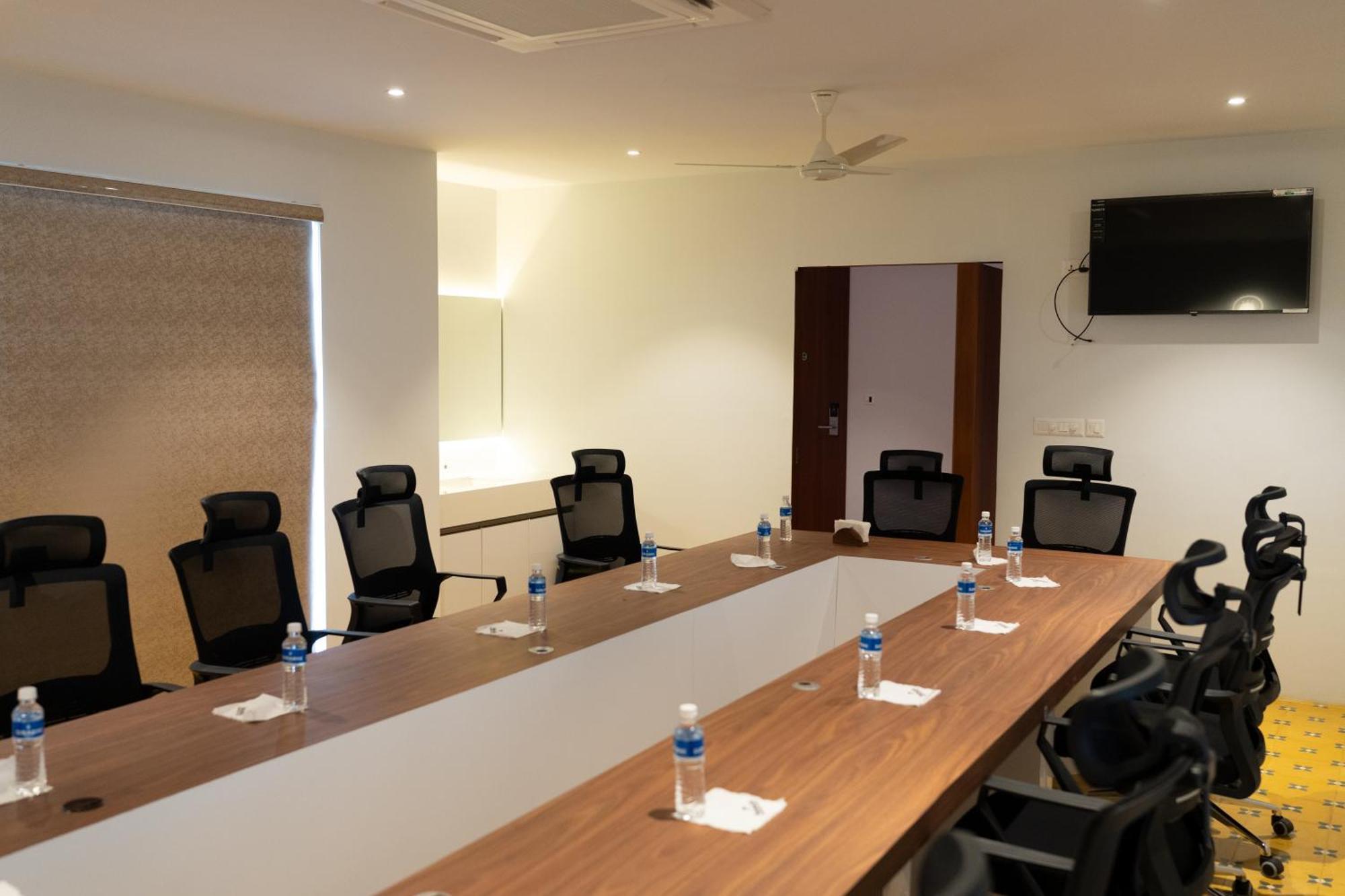Palcastle Regency Hotel Palakkad Exterior photo