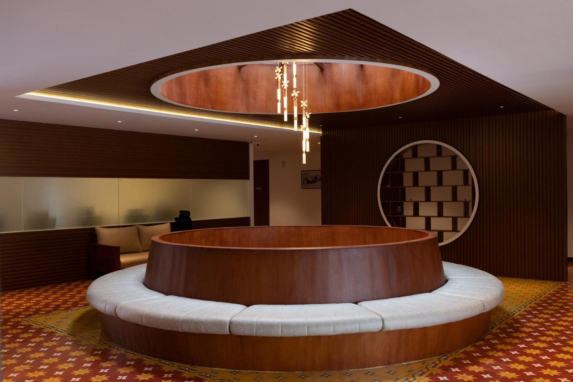 Palcastle Regency Hotel Palakkad Exterior photo