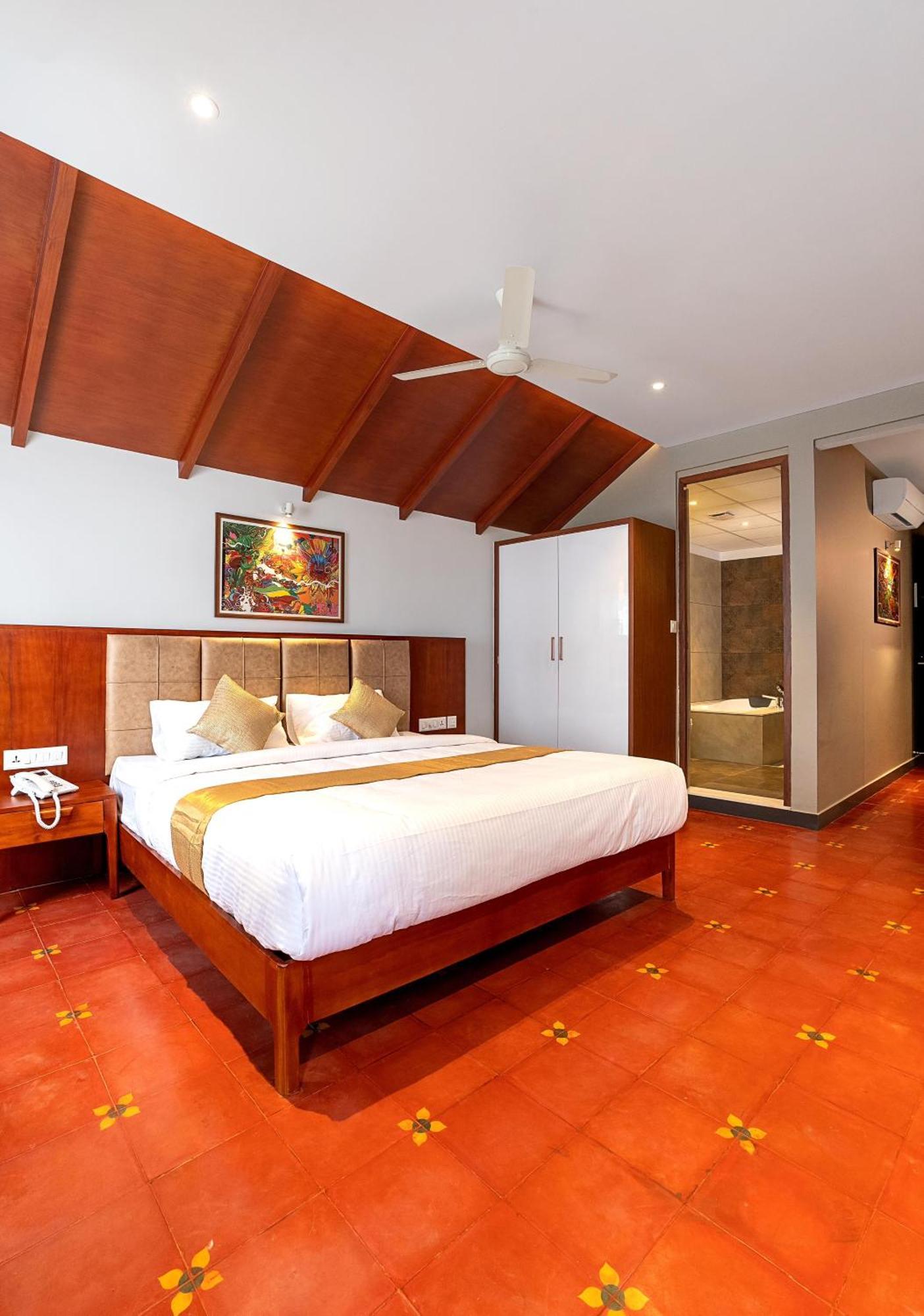 Palcastle Regency Hotel Palakkad Exterior photo
